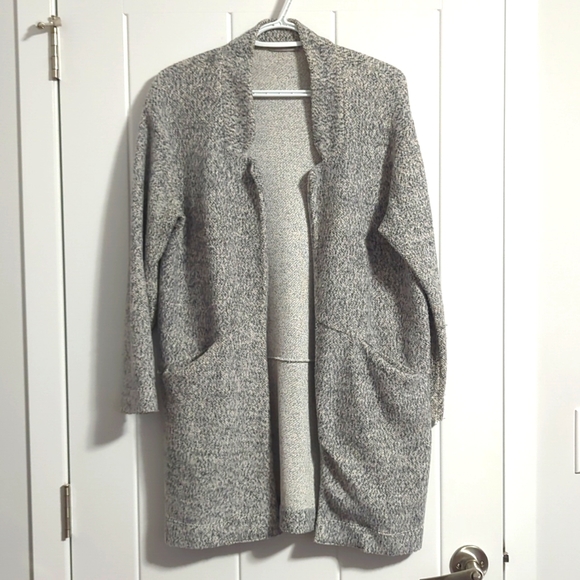 Light cardigan jacket - Picture 1 of 4